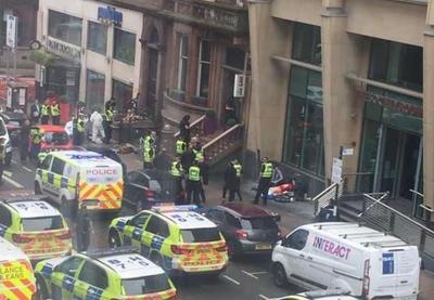 Homem esfaqueia seis pessoas, incluindo policial, e acaba morto na Escócia