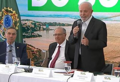 Lula fala em visitar cidades do RS após água baixar para burocracia não "atrapalhar" medidas de socorro
