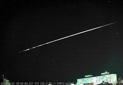 Vídeo captura passagem de meteoro no Rio Grande do Sul