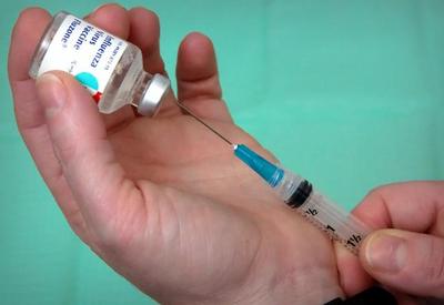 ANÁLISE: Vacinar com quem entende, por Carlos Nascimento
