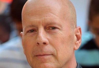 Bruce Willis anuncia pausa na carreira após diagnostico de doença