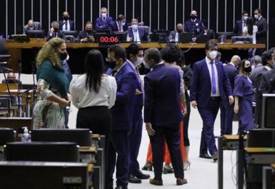 Câmara dos Deputados aprova quarentena eleitoral para policiais e juízes