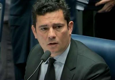 Deputado ofende Moro e audiência na Câmara é encerrada