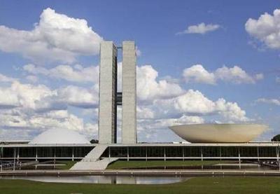 Enterrado por Bolsonaro, Renda Brasil deve ganhar vida no Congresso