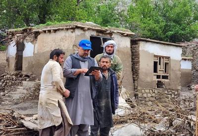 Inundações repentinas deixam mais de 300 mortos no Afeganistão