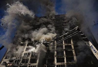 Russos intensificam ataques para ocupar cidade no leste da Ucrânia