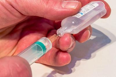 Homem invade posto de saúde e rouba vacinas contra a gripe
