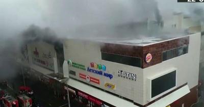 Incêndio em shopping na Rússia deixa 64 mortos