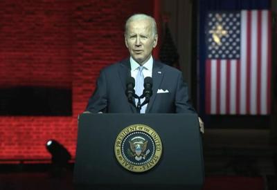 "Não há lugar para política violenta na América", diz Biden