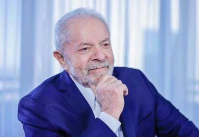 Lula se reúne com líderes e ministros após ser diagnosticado com pneumonia
