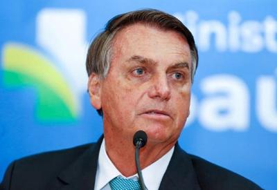 Bolsonaro aciona Controladoria para avaliar trabalho TCU sobre mortes