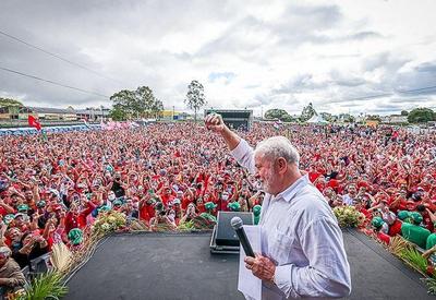 Com Lula no Nordeste, PT faz reunião para oficializar chapa presidencial