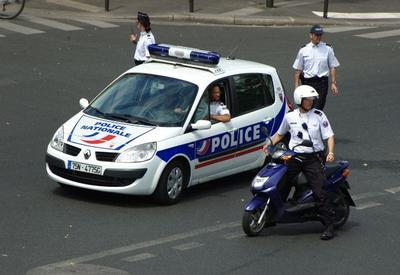 Polícia francesa encontra restos mortais de criança desaparecida nos Alpes