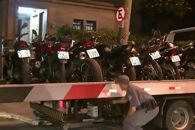 Polícia apreende 28 motos suspeitas de participar de racha em São Paulo