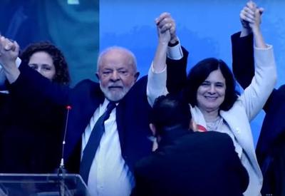 Lula afasta troca na Saúde e elogia Nísia: "Fica lá até quando eu quiser"
