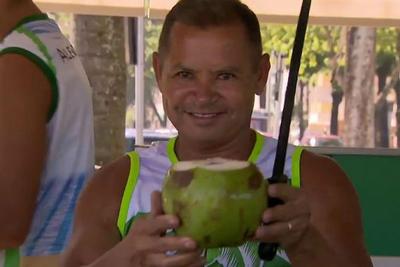 Sergipano vende até 100 mil cocos por mês e vira exemplo de superação