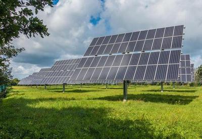 Luz solar se torna terceira maior fonte de energia elétrica do Brasil