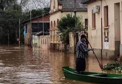Governo anuncia repasse de R$ 239 milhões aos municípios atingidos por ciclone no RS