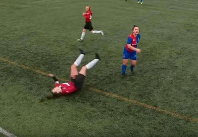 Vídeo: Jogadora desloca o joelho e recoloca com tapas e socos