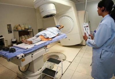 Brasil deve registrar 704 mil novos casos de câncer por ano até 2025