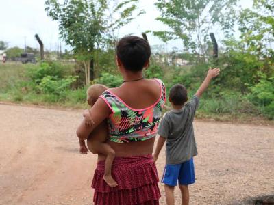 Filhos de mães indígenas pesam em média 740 gramas menos do que filhos de brancas 