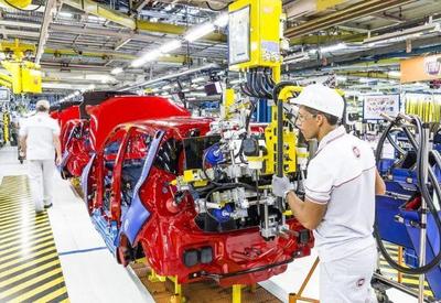 Produção de veículos cresce 24,3% em fevereiro, diz Anfavea