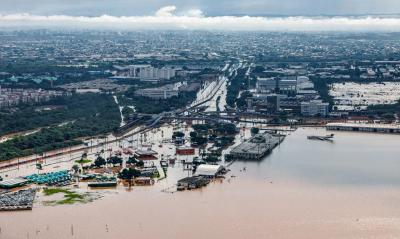 Defesa Civil de Porto Alegre emite atestados para moradores afetados por chuvas