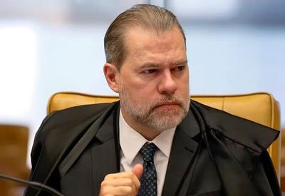 Toffoli manda excluir de relatório mensagens entre advogado e acusado de xingar Alexandre de Moraes