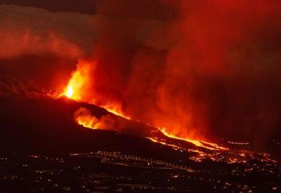 Um mês após erupção, vulcão deixa ilha de La Palma irreconhecível