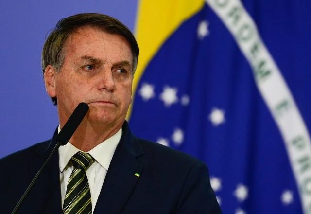 Depredações e invasões de prédios públicos "fogem à regra", diz Bolsonaro