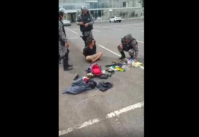 Polícia prende ao menos 400 golpistas no Distrito Federal