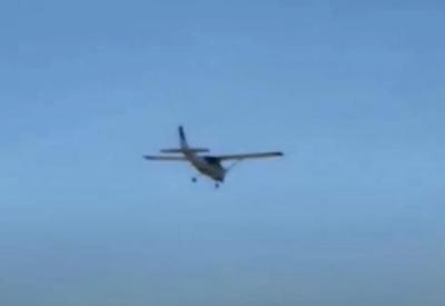 Avião com 420 kg de drogas invade fazenda de Leonardo; dois suspeitos morrem em troca de tiros