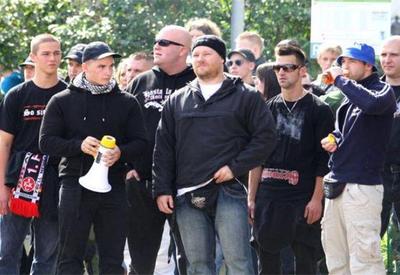 Alemanha bane associação neonazista "Hammerskins Germany"