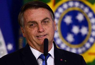 Tarcísio anula multas da pandemia e Bolsonaro recupera R$ 1 milhão