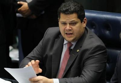 PEC da Transição será votada na CCJ do Senado nesta 3ª feira, diz Alcolumbre