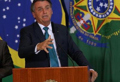 Bolsonaro deixa hospital após suspeita de obstrução