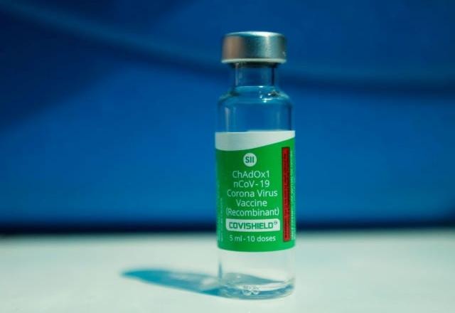 Governo nega ter negociado compra de vacinas com empresários