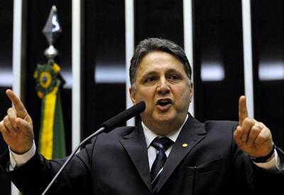 PM acusado de torturar Anthony Garotinho na cadeia vira réu