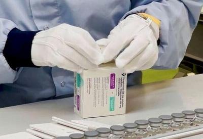 Remédio anticovid da AstraZeneca neutraliza variante ômicron, diz estudo
