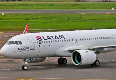 Senacon notifica Latam após passageiros esperarem 8h por voo