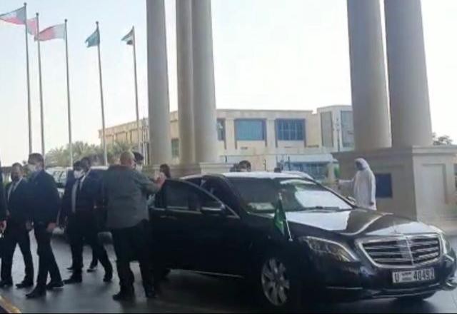 Bolsonaro chega a Dubai e inicia roteiro por países do Golfo Pérsico