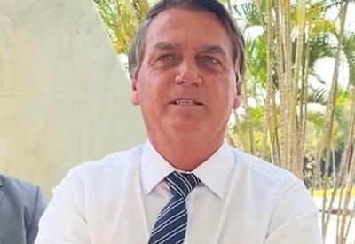 Bolsonaro se reúne com chanceler para definir roteiro de viagem