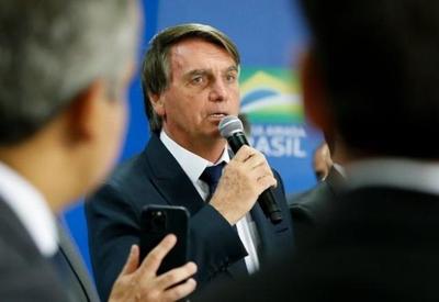 Bolsonaro fala após encontro com governadores no Palácio da Alvorada