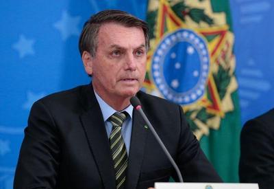 TSE condena Bolsonaro a pagar R$ 20 mil por reunião com embaixadores