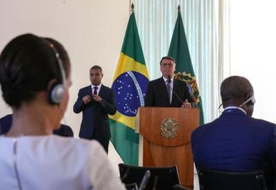 TSE manda redes tirarem do ar vídeo de Bolsonaro com embaixadores