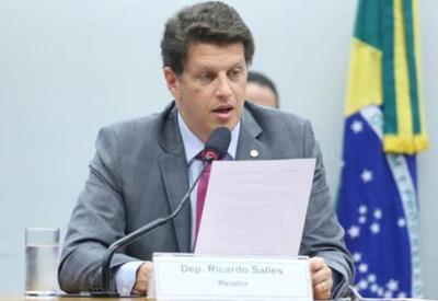 CPI do MST: Salles apresenta relatório e pede indiciamento de 11, incluindo G. Dias e Rainha