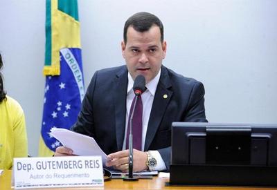 Saiba quem é o deputado alvo da operação da PF contra Bolsonaro