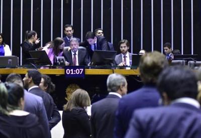 Brasil Agora: arcabouço fiscal passa na Câmara e mais notícias
