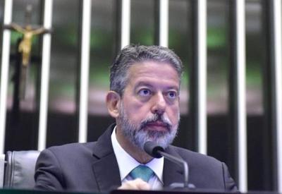 Lira prepara reação ao Planalto com prioridade a pautas da oposição na Câmara