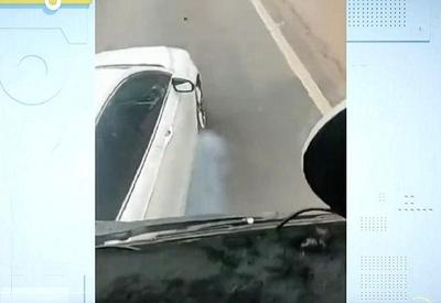 Vídeo: Motorista persegue caminhoneiro após briga no trânsito